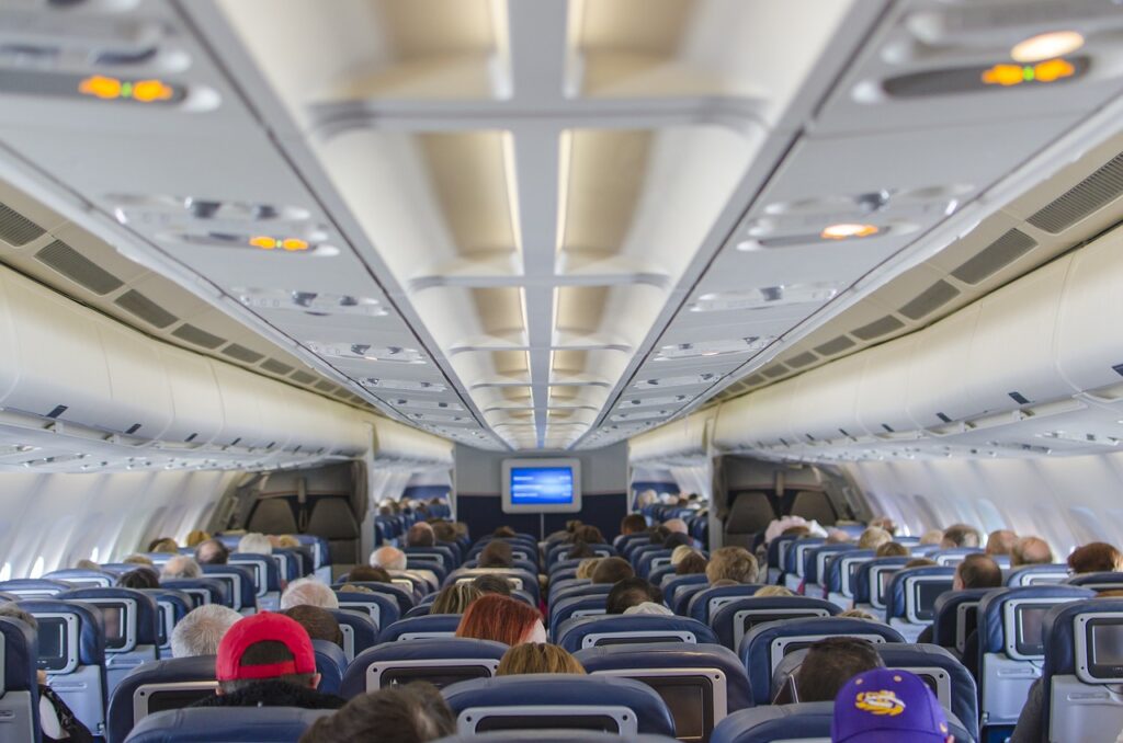 airplane seats, airplane, flight-2570438.jpg